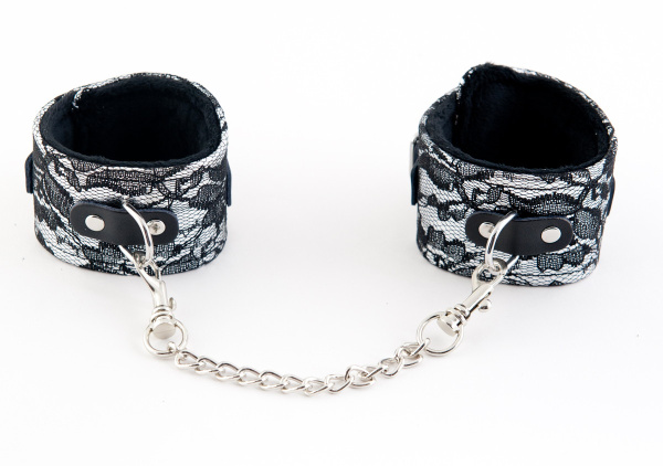 Оковы на ноги (кружевные), TOYFA Marcus, серебристые, 46 см